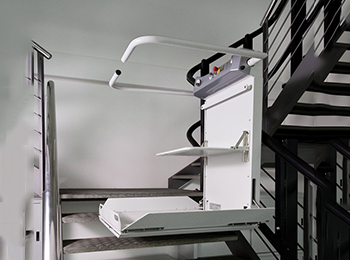 斜掛式升降平臺,輪椅升降平臺,無障礙升降平臺